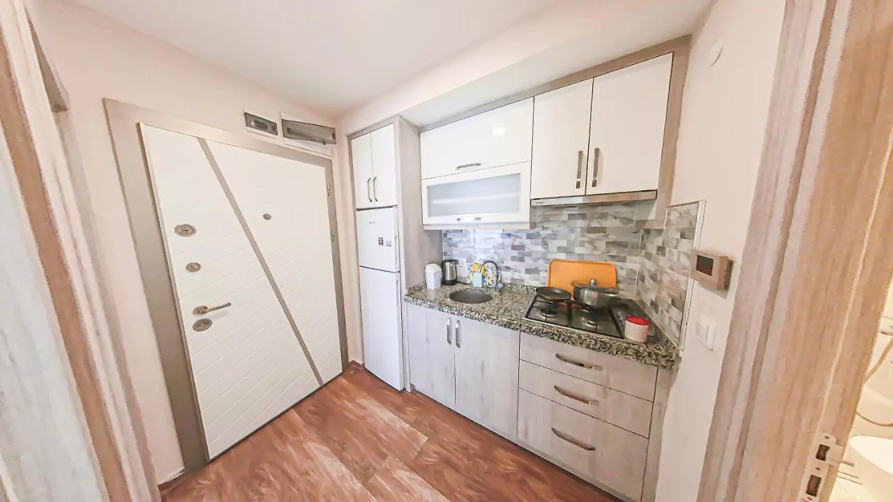 Апартаменты Cozy Flat Close To Konyaalti Beach '6' Анталья